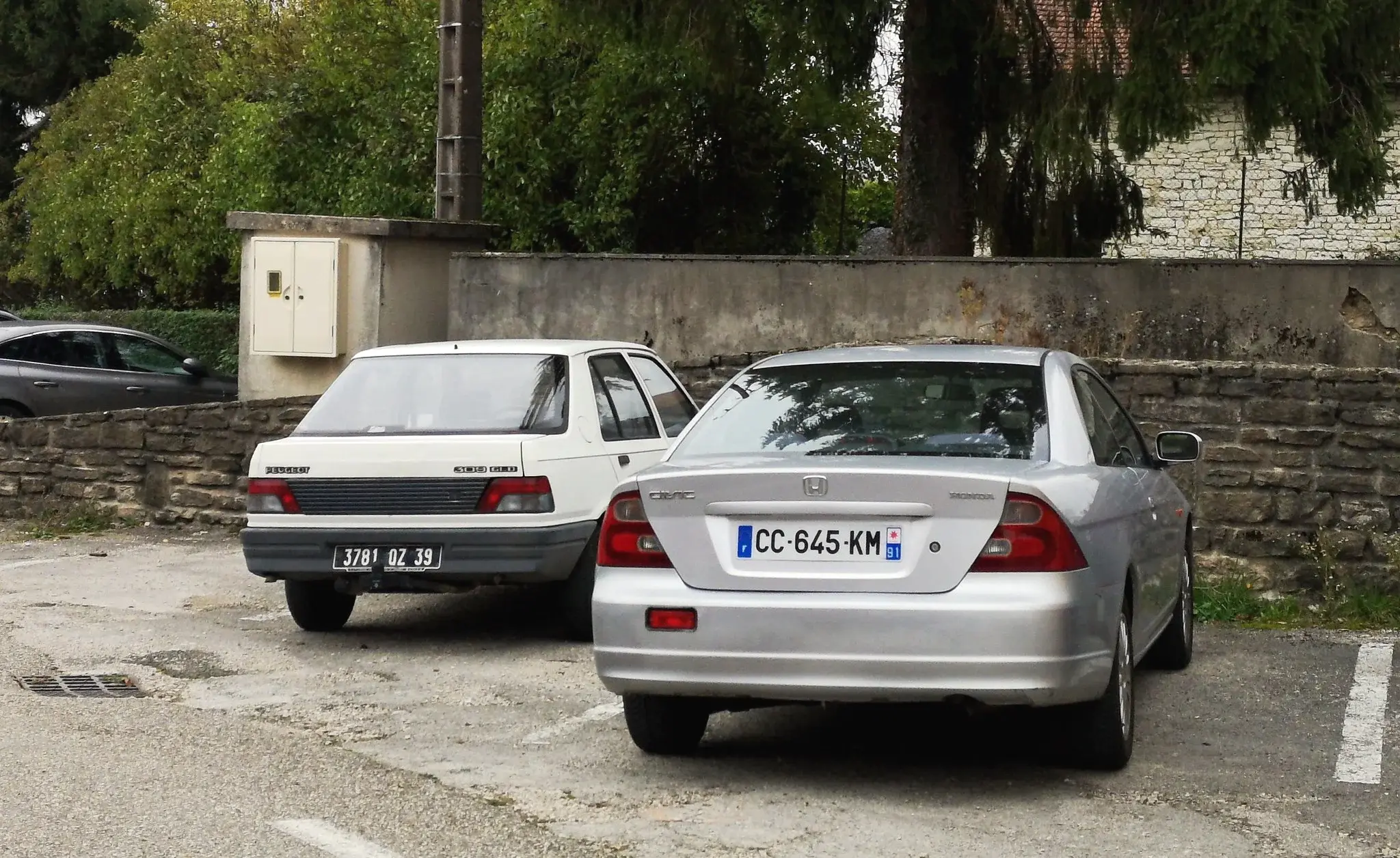 How an Accident Surcharge Estimator Compares - Article image