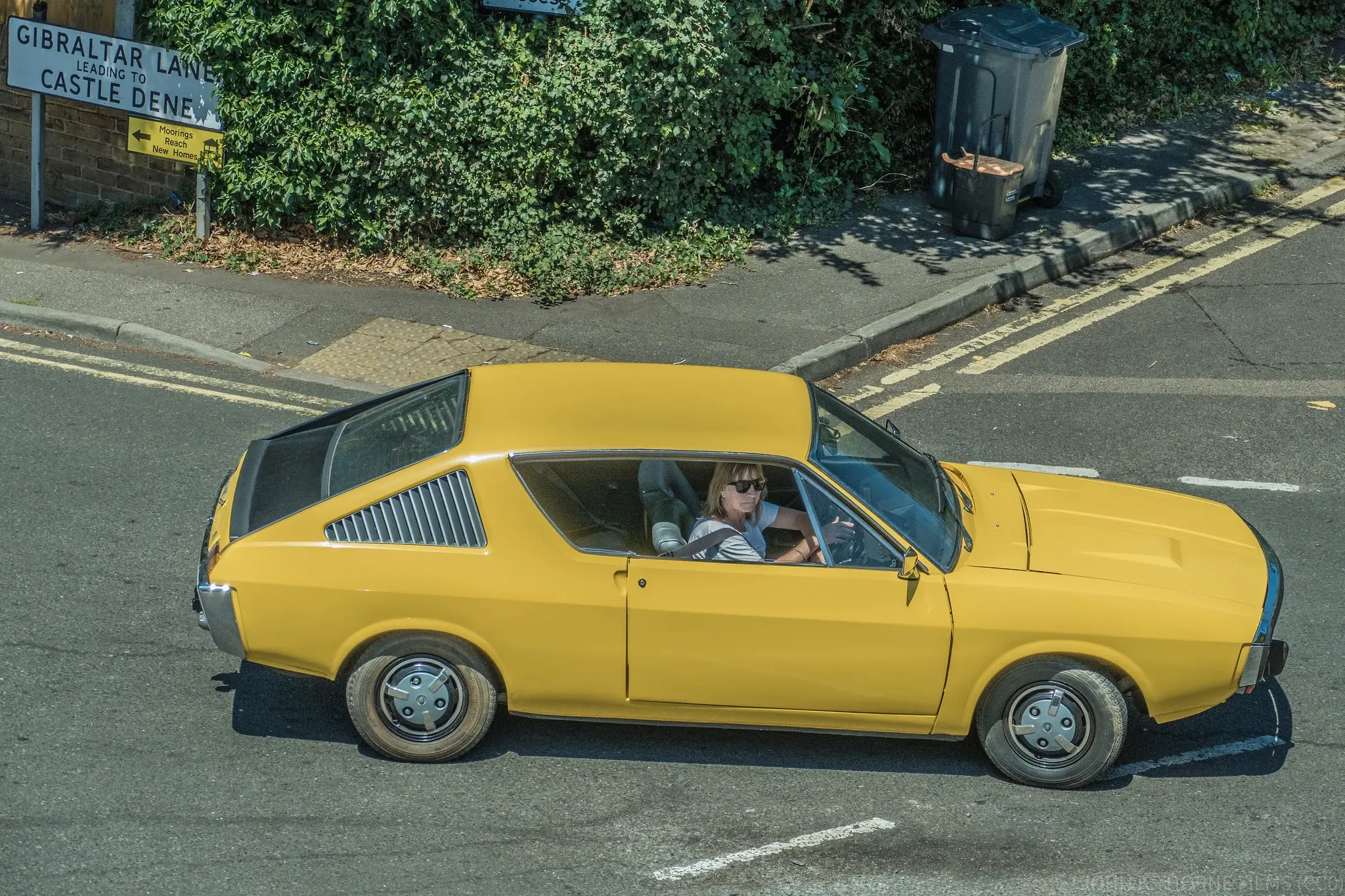 Comparing a Battery Health Analyzer With Similar Tools - Featured Image