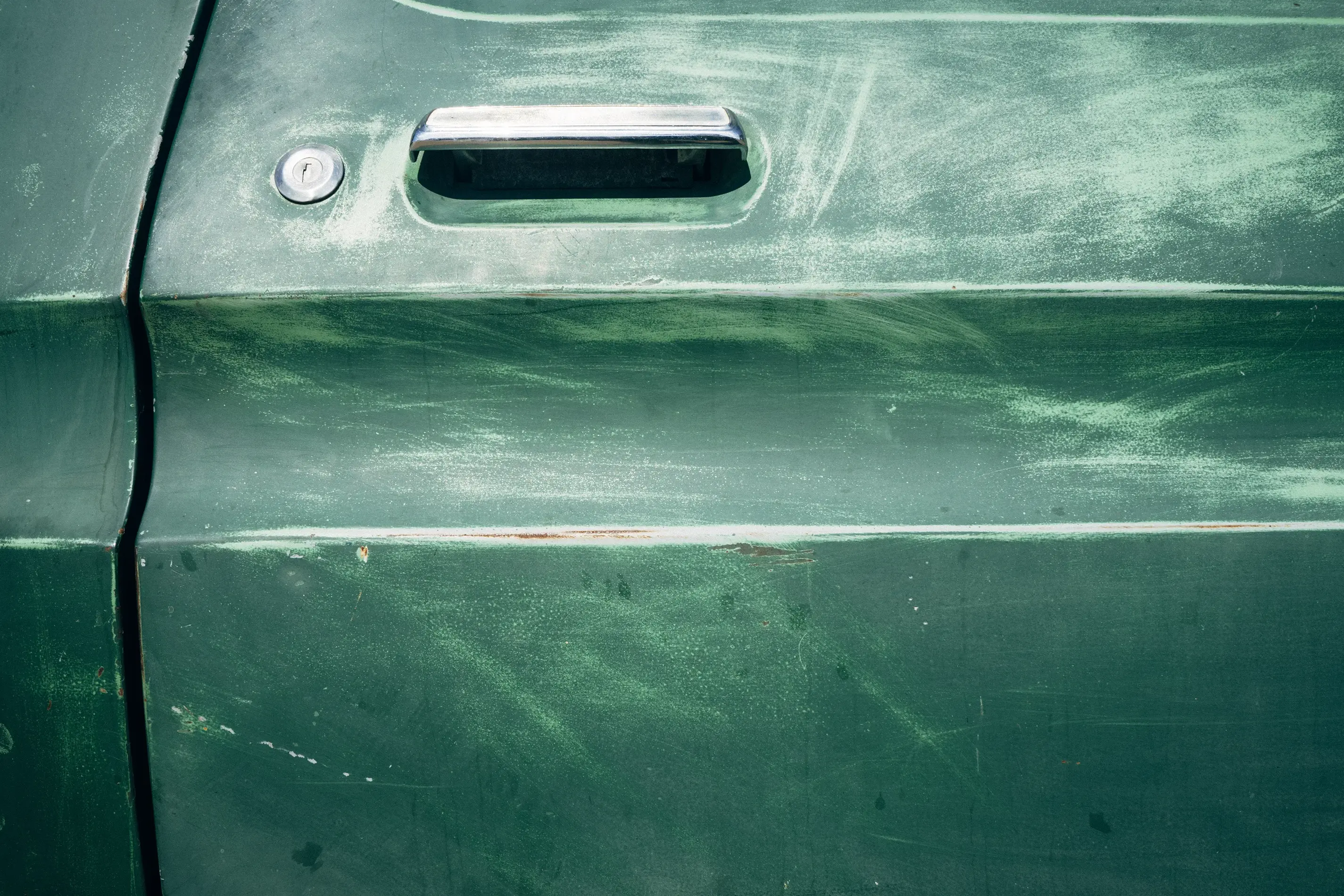 Service Interval Planner - Plan your vehicle service schedule and estimate costs for routine maintenance including oil changes, tire rotations, and inspections.